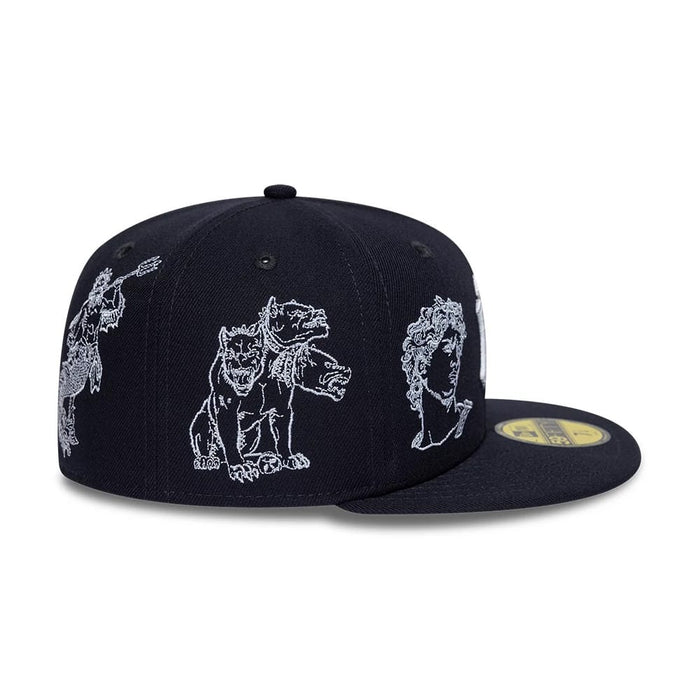 Pictured is this MLB Mythical New York Yankees 59FIFTY Fitted cap in navy. 6