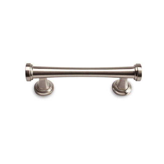 A simple contemporary pull with ring detailing.