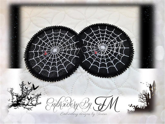 Coaster with spider / two variations/ 4x4 hoop