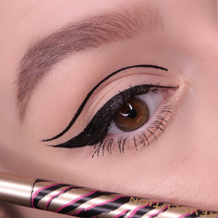 Makeup Revolution x Lion King Eye of the Beholder Felt Eyeliner