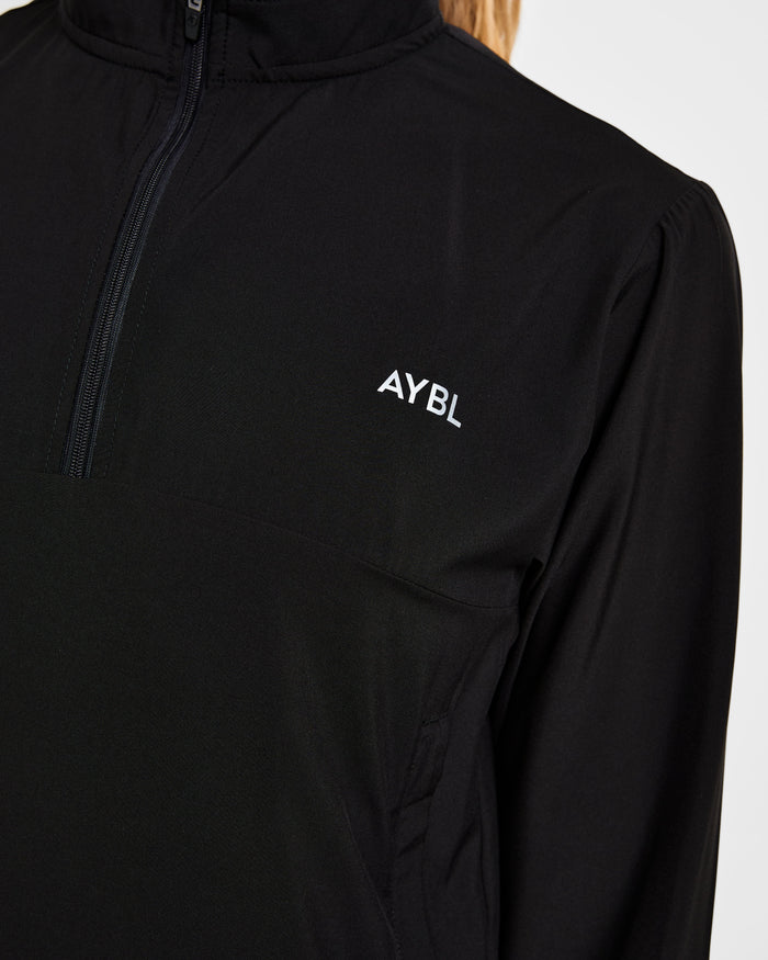 Run 1/2 Zip Jacket - Black