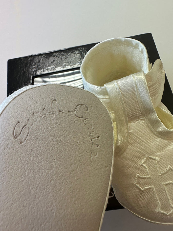 Sarah Louise Boys Christening Shoe Ivory silk