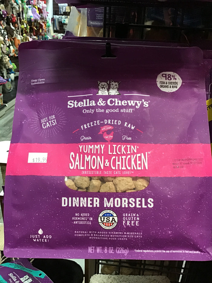 S&C C FD Yummy Lickinâ€™ Salmon & Chicken Morsels 8oz
