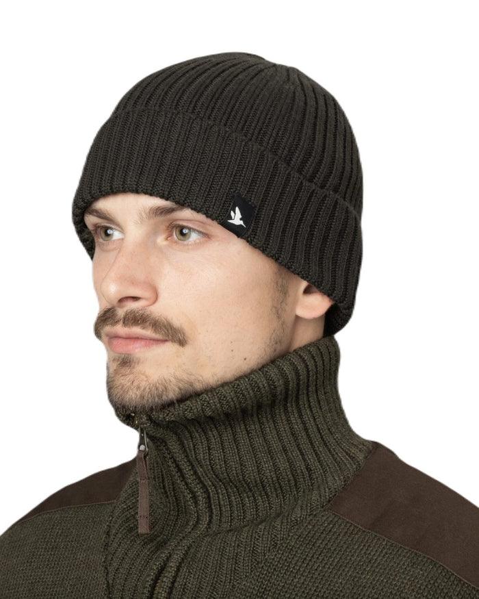 Grizzly Brown Coloured Seeland Norite Beanie on white background #colour_grizzly-brown