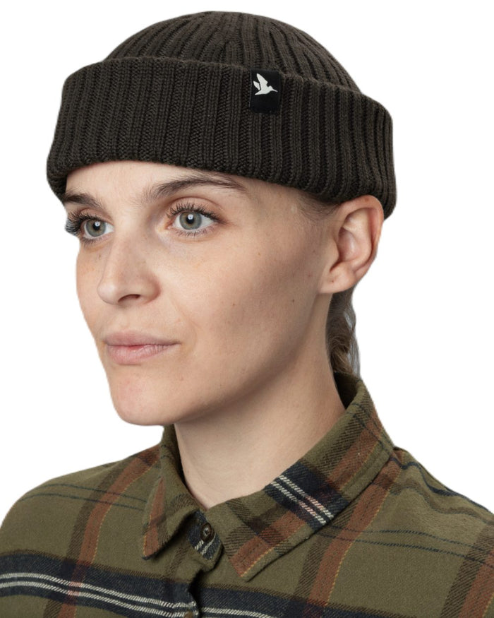 Grizzly Brown Coloured Seeland Norite Beanie on white background #colour_grizzly-brown