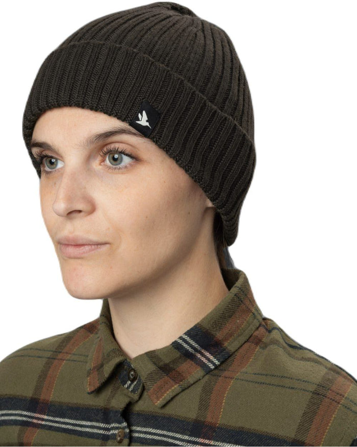 Grizzly Brown Coloured Seeland Norite Beanie on white background #colour_grizzly-brown