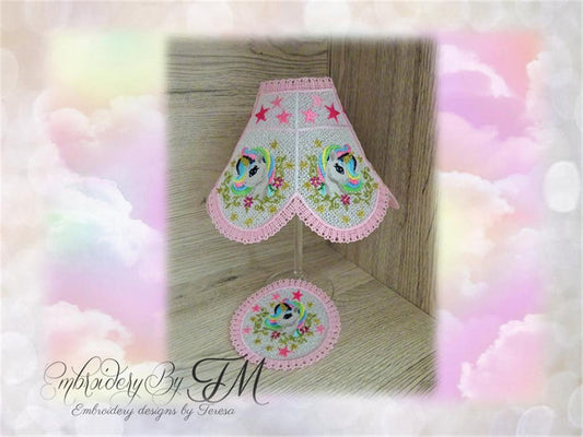 Wine glass shades with unicorns + coaster